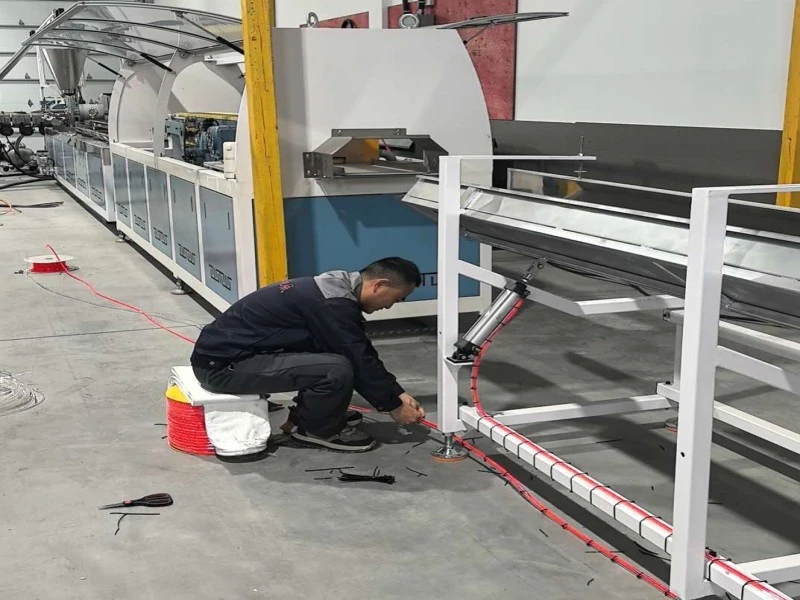 WPC உற்பத்தி வரியானது கனடாவின் கியூபெக்கில் நிலையான செயல்பாட்டை அடைகிறது